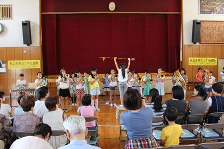 社会を明るくする運動